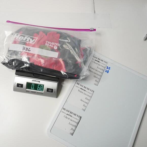 VTG Y2K Black‎ Red Flowers AOP Button Up Top Daisies Rayon Boho Retro Womens 16 - Picture 5 of 5